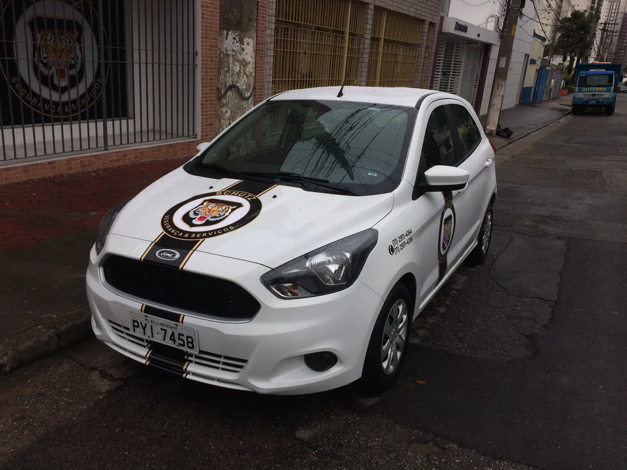 Envelopamento Adesivo Frotas Segurança Carros Ford Ka Passeio Hatch Sedan Parcial Preto Dourado