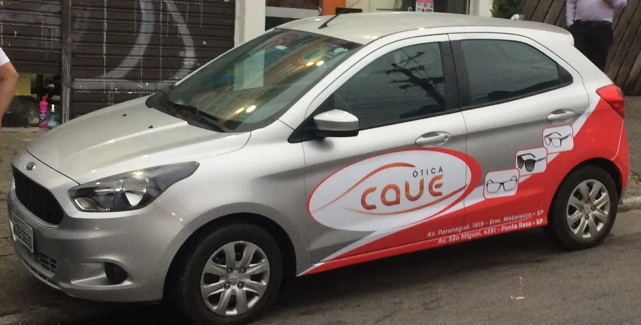 Envelopamento Adesivo Frotas Carros Ford Ka Utilitários Ótica Parcial Passeio Hatch Sedan Vermelho