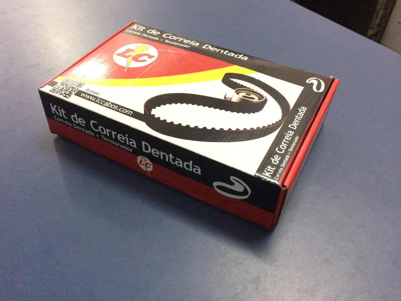 Scatola Officina meccanica automobilistica Auto Center Kit cavi Cinghia dentata rossa Centro