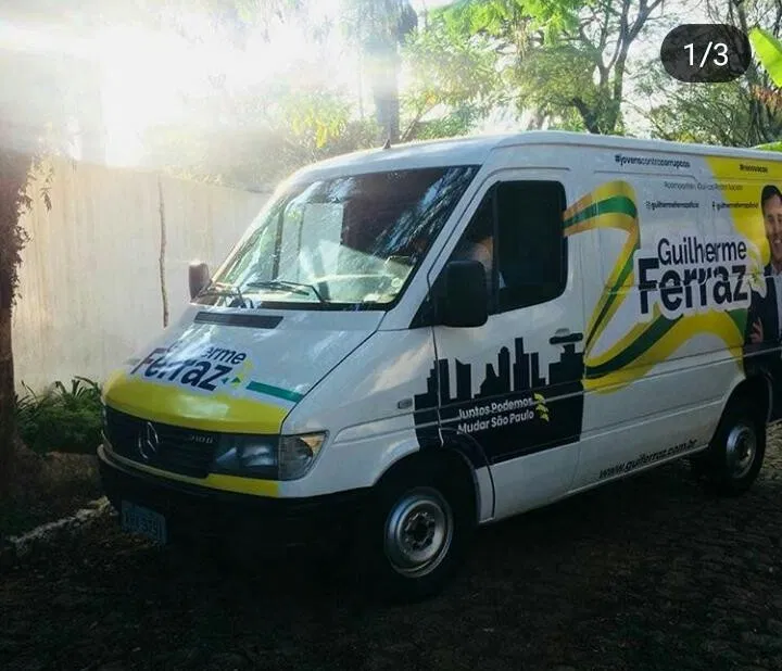 Envelopamento Parcial Adesivação Politica Adesivo SP Granja Frotas Amarelo Veículos Vianna