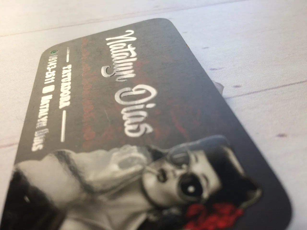 Stampa, Laminazione opaca, Verniciatura localizzata, Rilievo, Biglietti da visita su carta patinata, Tatuaggi, Studio di tatuaggi
