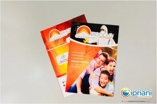 Gráfica Laranja Fecha Couché Dobra Abre Folder Pasta Apresentação Contrato Envelope