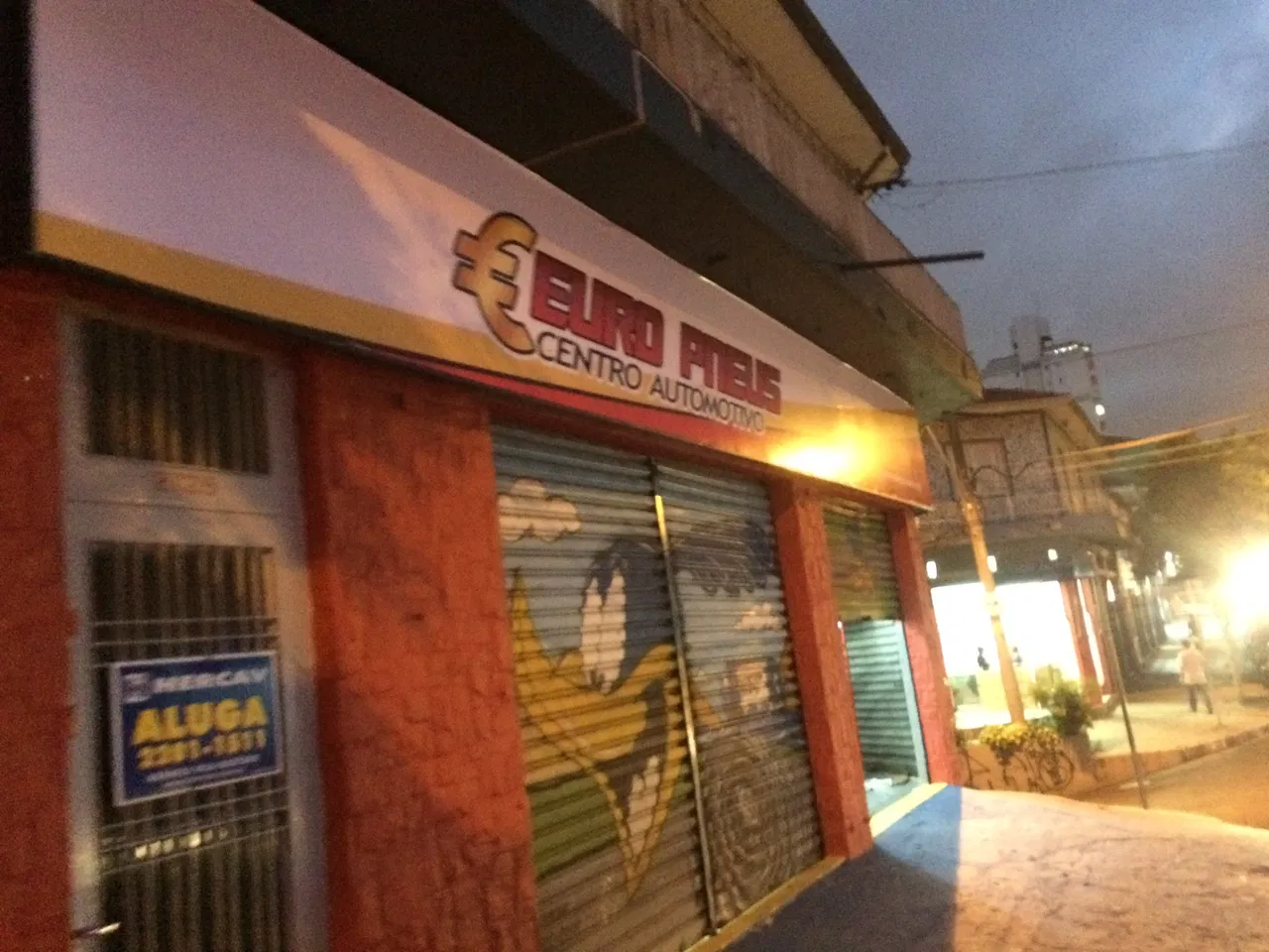 Lona Oficina Mecânica Fachada Automotivo Auto Center Vermelho Centro