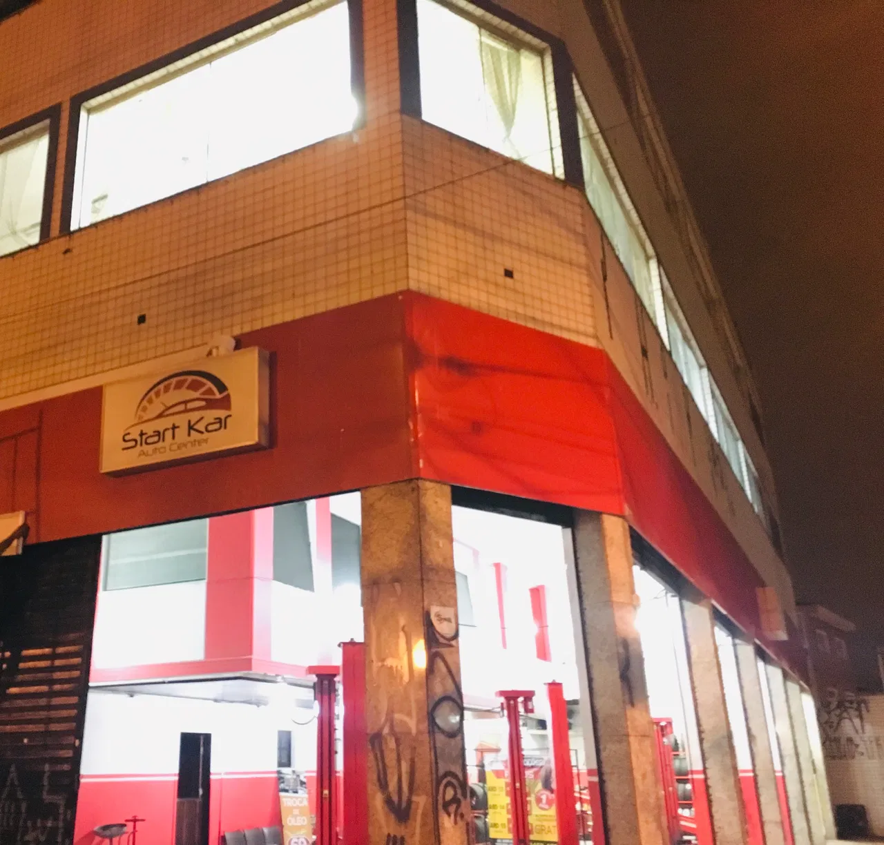 Envelopamento Centro Auto Reforma Fachada Center Oficina Adesivo Automotivo Mecânica Ngk Vermelho Cobertura
