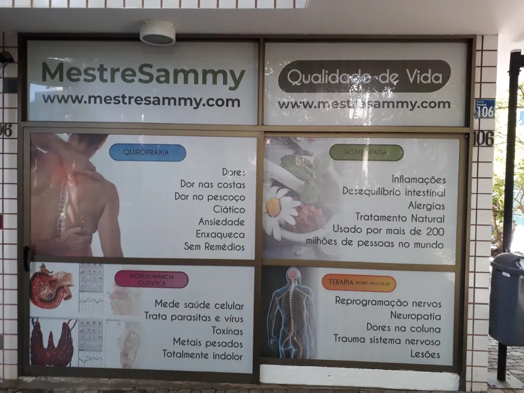 Adesivo Fachada Branco Perfurado Comercial Impressão Alphaville Centro Verde Vidro