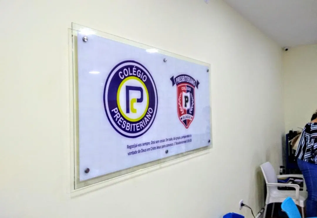 Targa in vetro per bambini, Scuola Collegio Presbiteriano Bela Vista, Cocaia, Insegnamento, Stemma blu, Guarulhos, SP