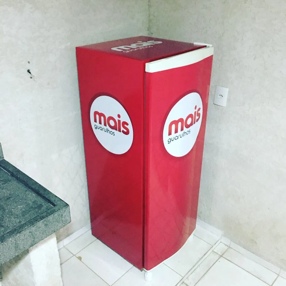 Adesivo Aplicação Mais Freezer Condomínio Vermelho Laminado Churrasqueira Guarulhos