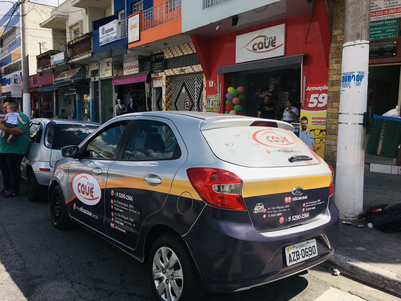 Envelopamento Laranja Ford Ka Sedan Hatch Carros Preto Parcial Passeio Adesivo Frotas Ótica Utilitários