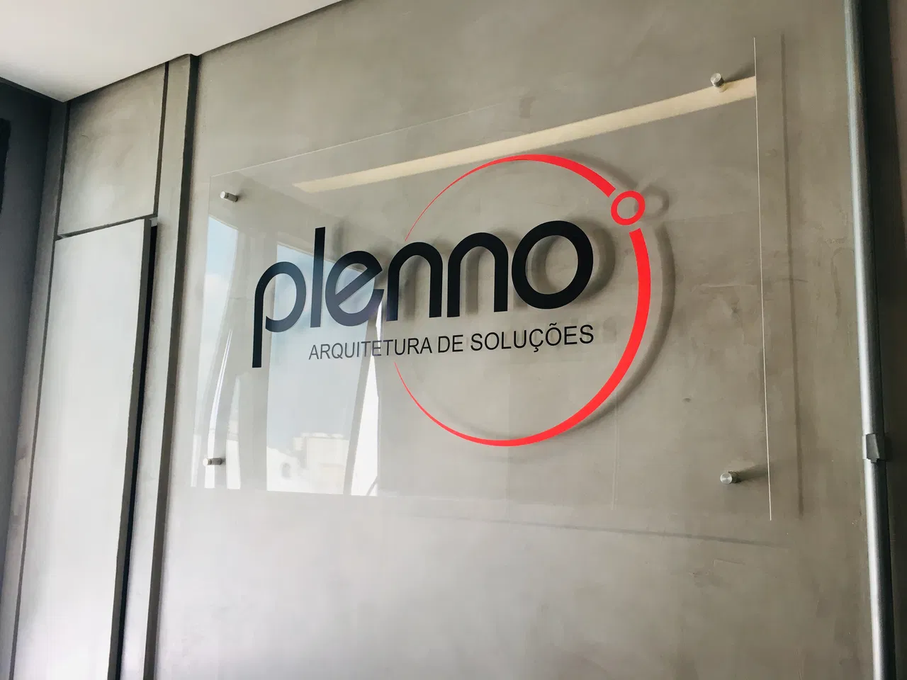Placa Acrílico Engenharia Preto Angelica Cinza Vila Parede Queimado Cimento SP Escritório 8mm