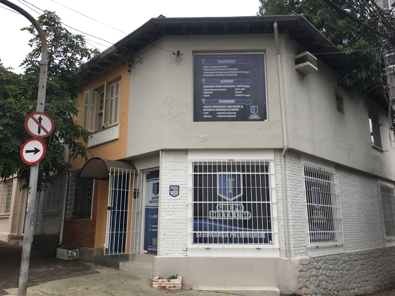 Adesivo Perfurado Azul Vila Mariana SP Instalação Segurança Vinil
