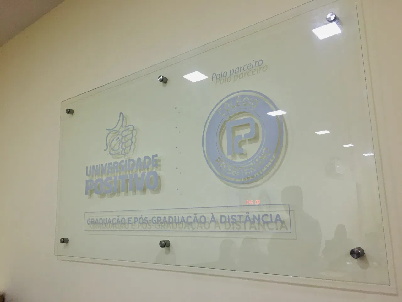 Insegna Branco Presbiteriano Collegio SP Istruzione Vetro Ritaglio per bambini Scuola