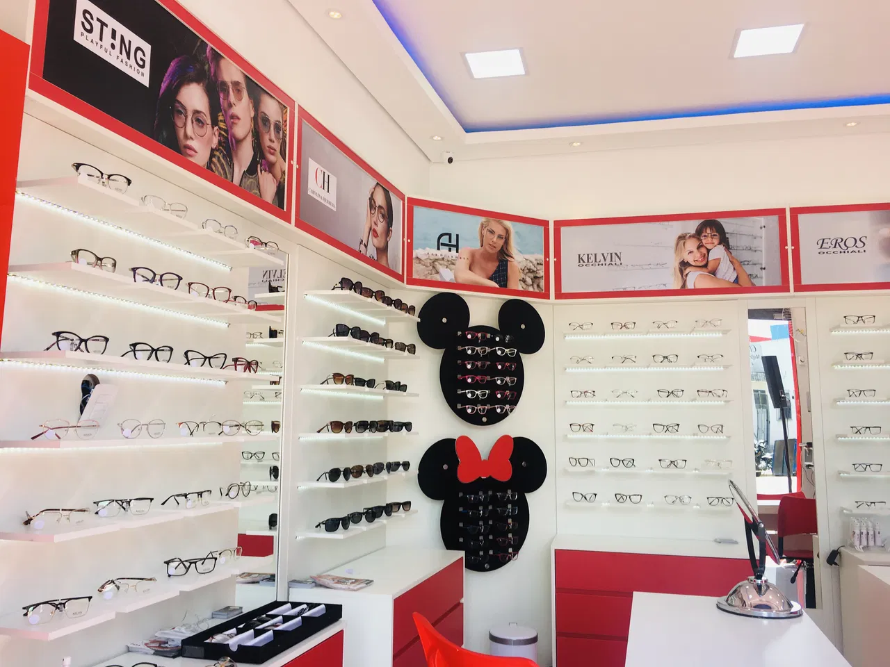 Adesivo per espositore con insegna "Matarazzo" - Occhiali - Ottica Ermelino