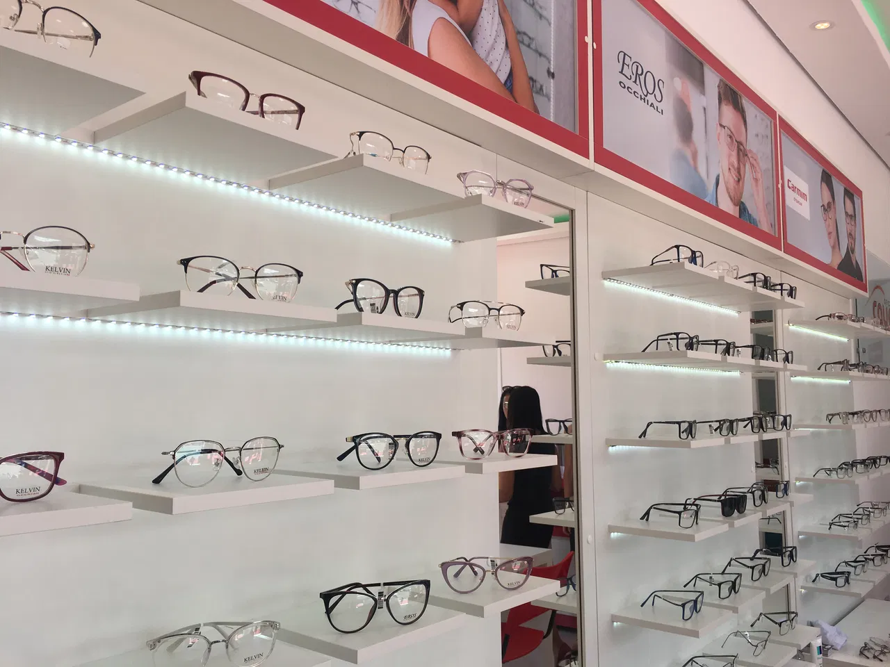 Adesivo per ottica, espositore, testata Matarazzo Ermelino Occhiali