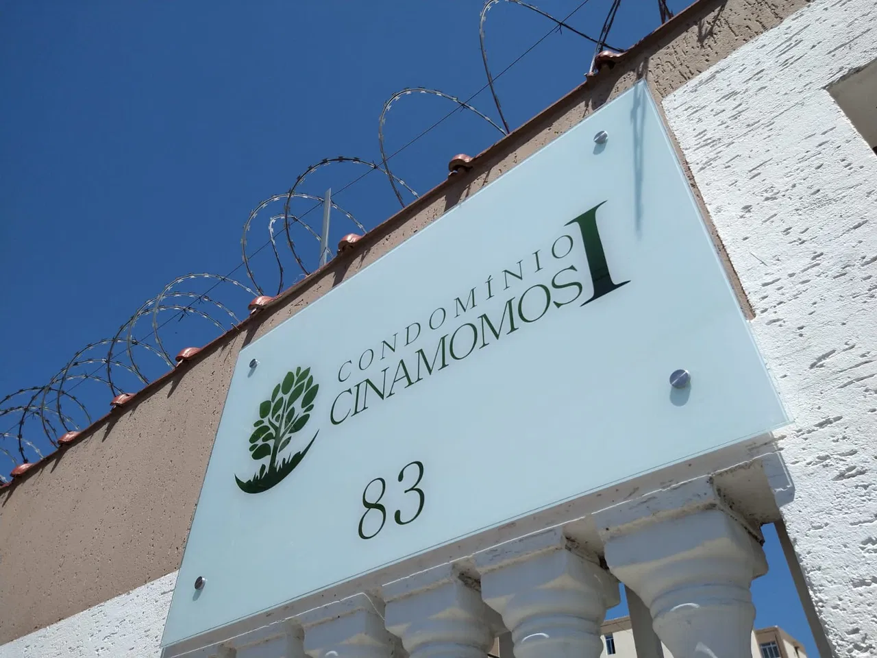 Vidro Condomínio Verde Painéis Branco
