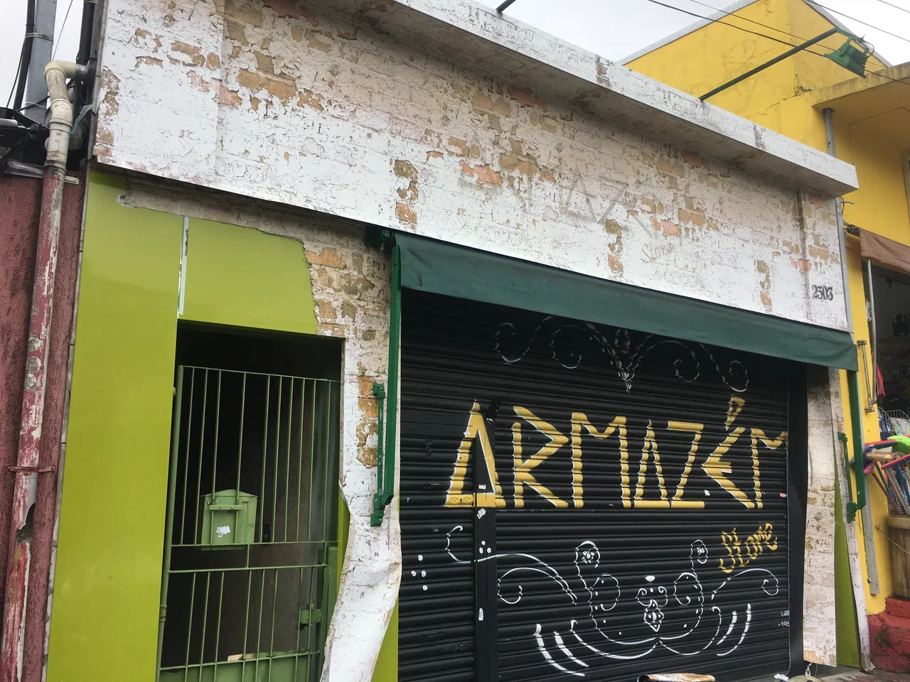 Reforma Fachada Painéis Preto Verde