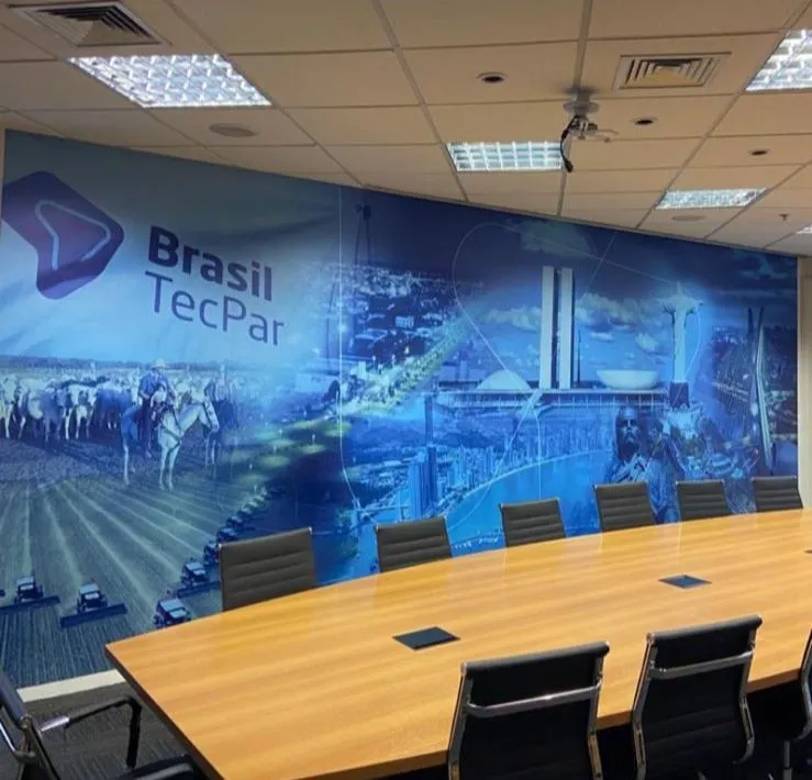 Adesivo Tecpar Divisória Parede Faria Lima SP Brasil Escritório Azul Impressão