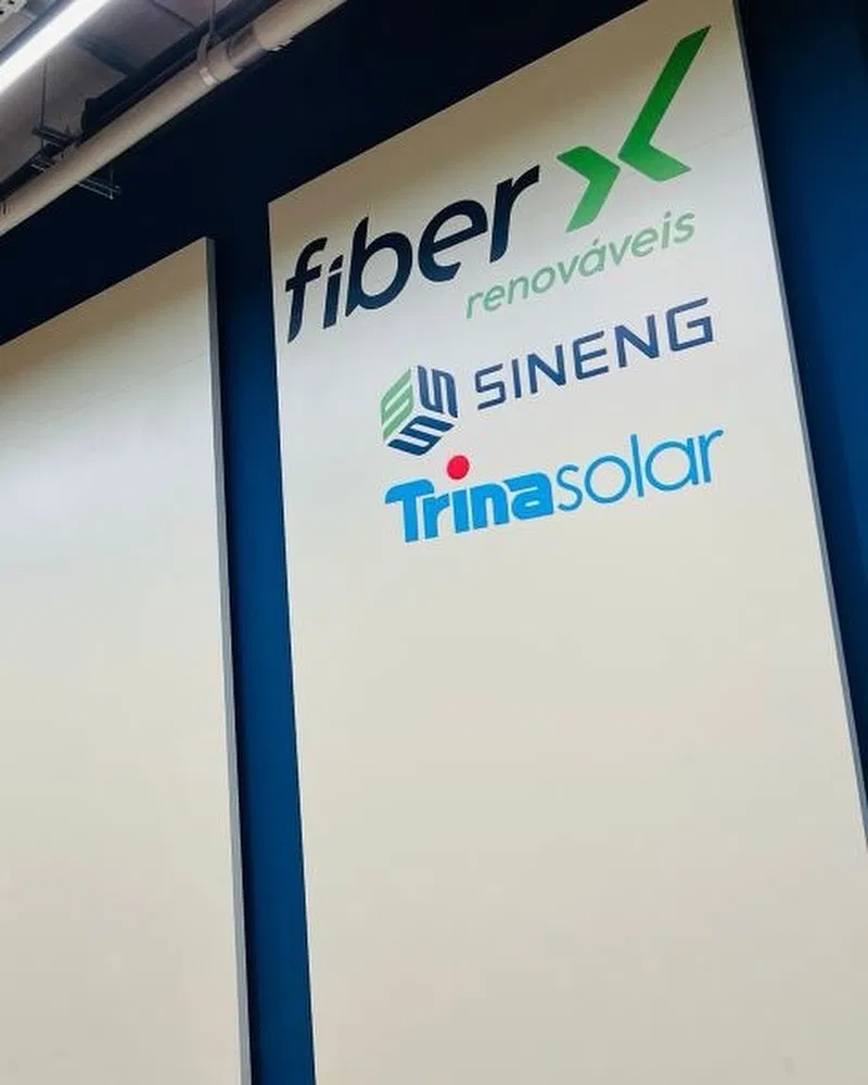 Adesivo Recorte Escritório Fiber Telecom Salas Conjunto Plotter Azul Morumbi Zona Sul SP