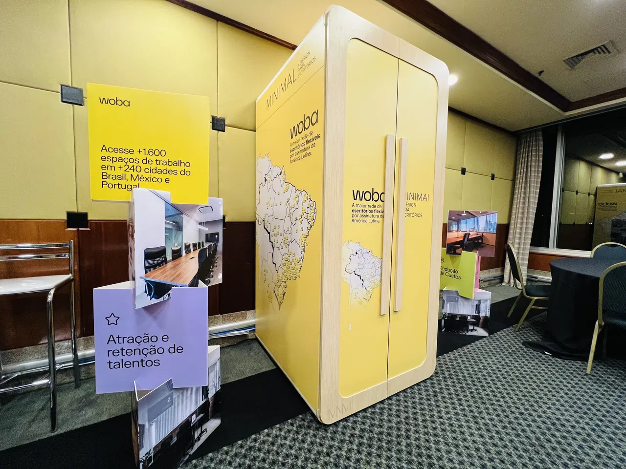 Adesivo Stand Giallo Call Sala Eventi Woba