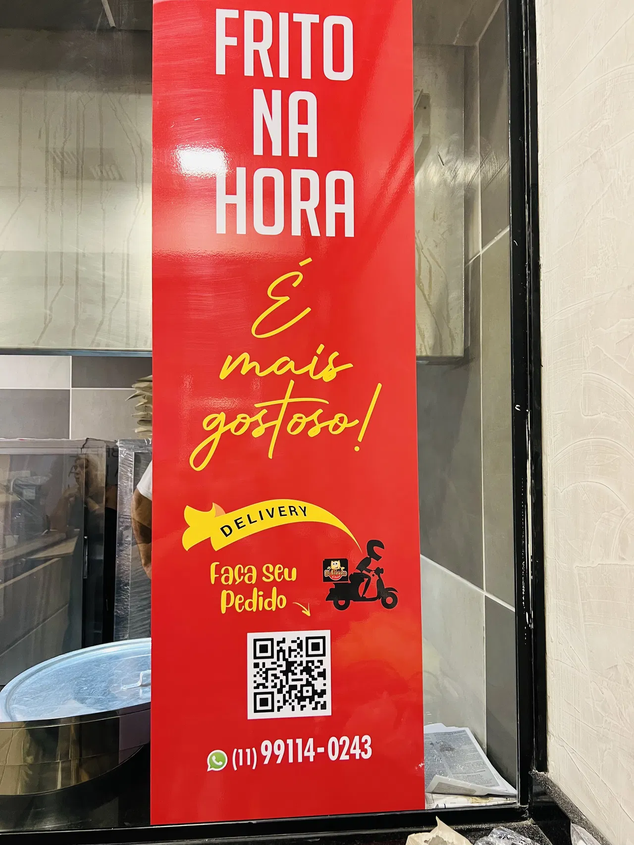 Adesivo Vermelho Instalação Pastel Vidro Laminado Comércio