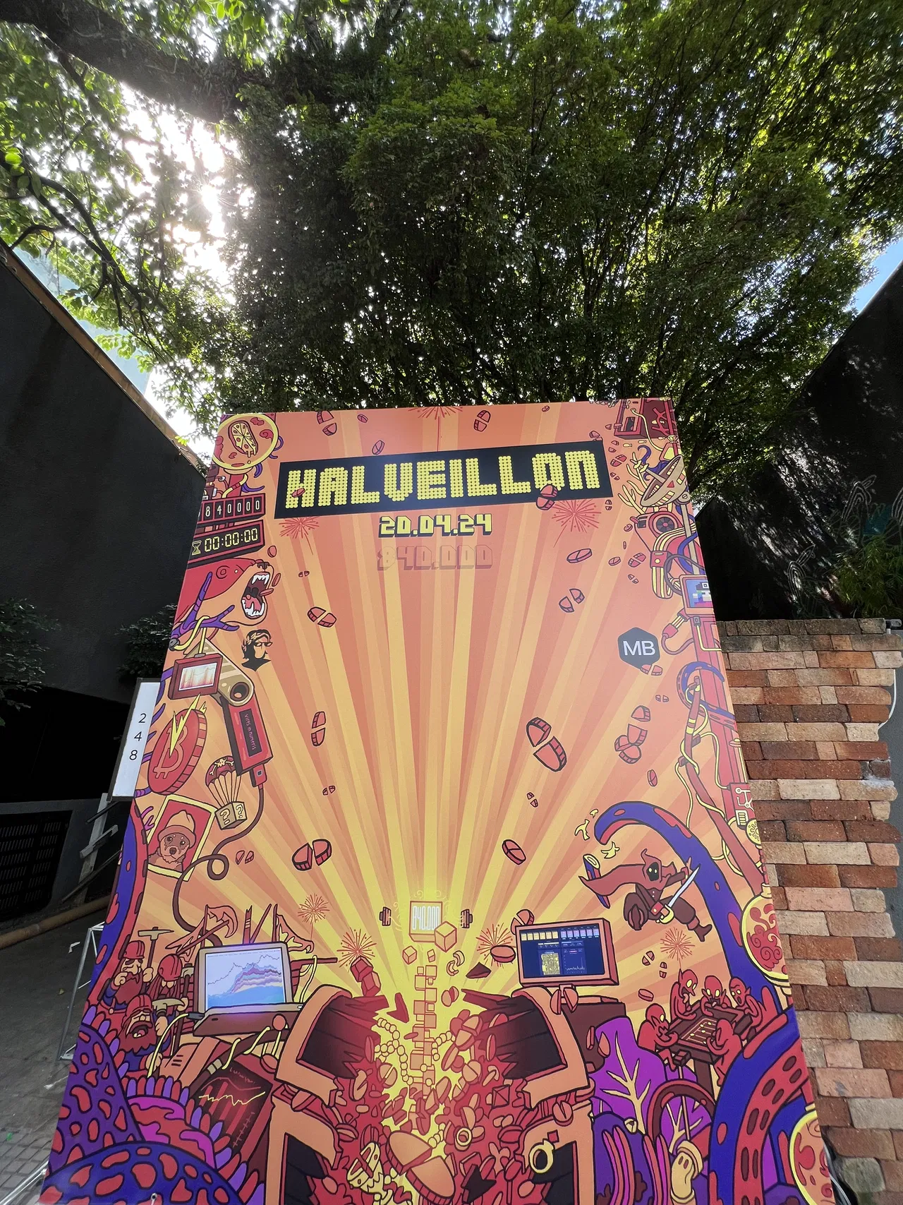 Sfondo per l'evento Halveillon, rivestito, Pinheiros, Cauli, Arancia, Bitcoin Bar, Mercato