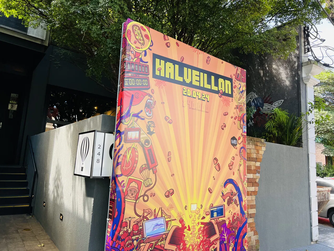 Sfondo Pinheiros Halveillon Arancione Mercato Bar Cauli Bitcoin Evento Avvolto