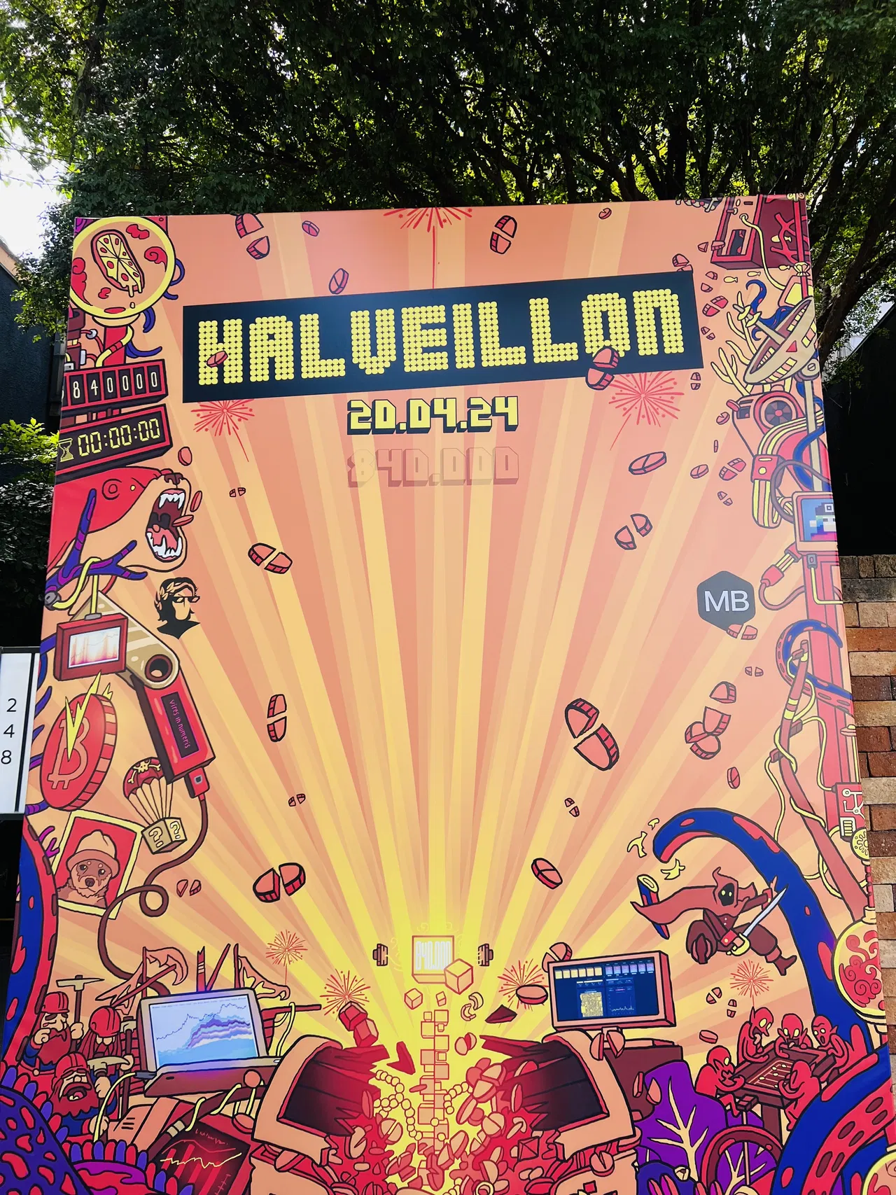 Backdrop Bitcoin Pinheiros Halveillon Cauli Mercado Envelopado Bar Laranja Evento
