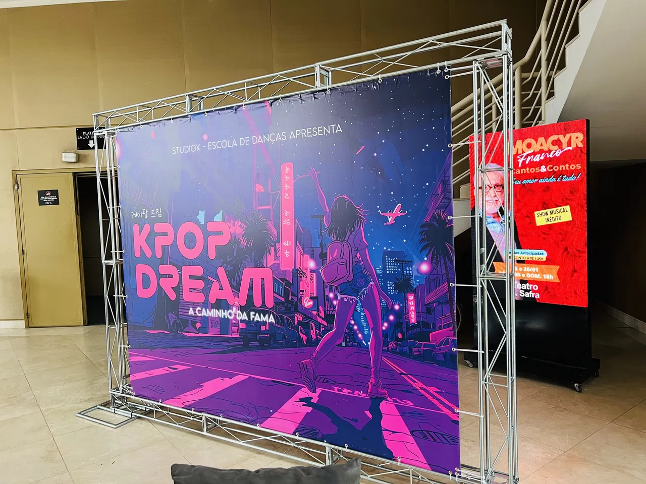 Backdrop Danca Rosa Lapa Zona Oeste SP Safra Boxtruss Música Teatro Evento Roxo Lilás