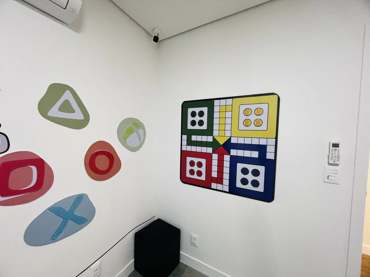 Magneti Clinica pediatrica Tea Ludo Giocattolo sensoriale colorato Vila Madalena, San Paolo