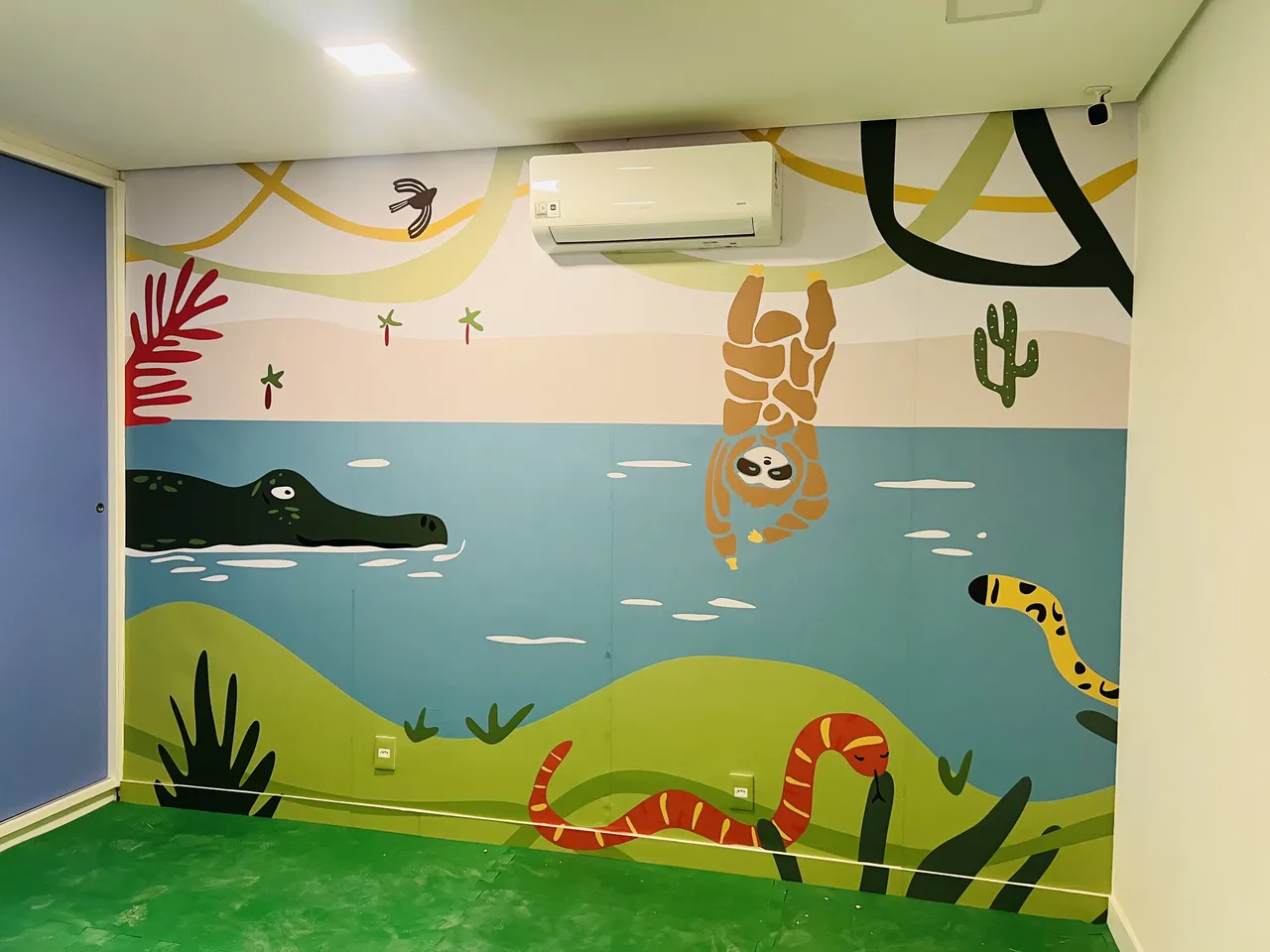 Clínica Infantil Parede Tea Animais Bicho Preguica Colorido Vila Madalena SP