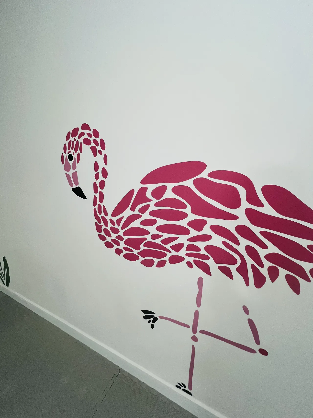 Adesivo Recorte Clínica Infantil Parede Tea Animais Flamingo Rosa Vila Madalena SP