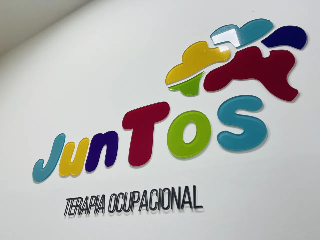 Letras Caixa Acrílico Clínica Sinalização Terapia Ocupacional Tea Tatuapé Hall Recepção 5mm Colorido