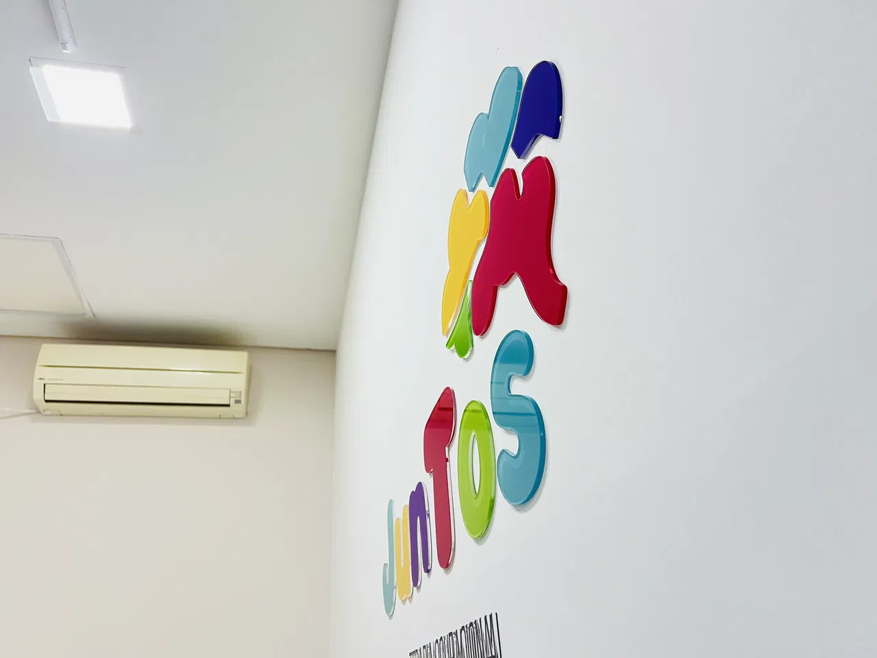 Letras Caixa Tatuapé Colorido Terapia Recepção Clínica Sinalização Hall Acrílico Ocupacional 5mm Tea