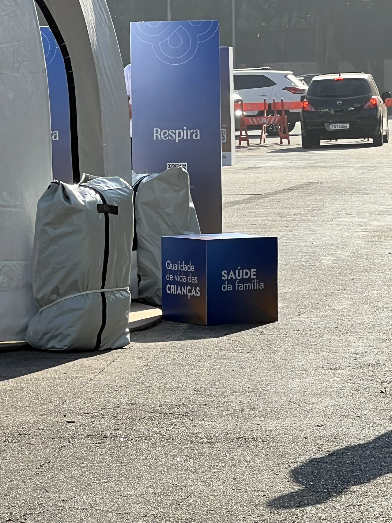 PVC Personalizado Roxo Cubo Evento Ceret Lilás Farmaceutico Parque Anália Franco