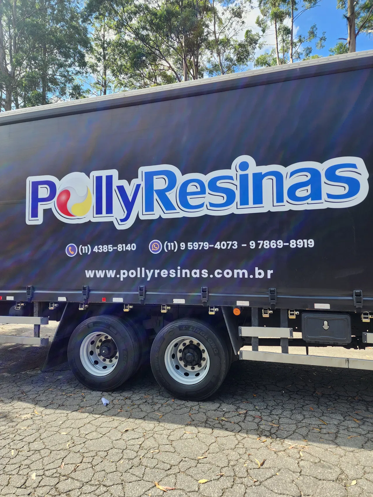Envelopamento Adesivação Caminhão Adesivo Azul Cabine Veículos Empresas Bau Identificação Frotas Corrugado