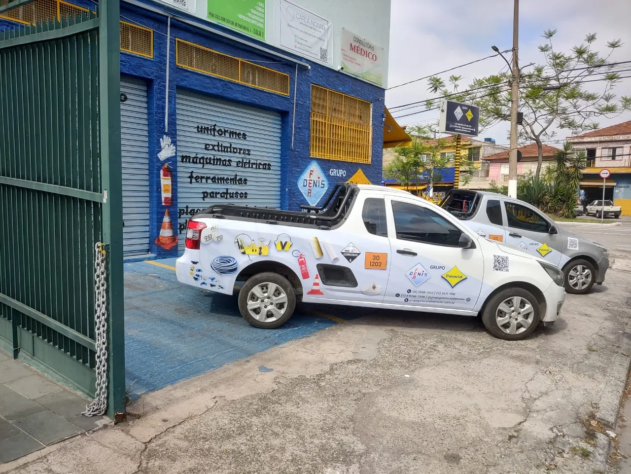 Envelopamento Adesivação Adesivo Veículos Frotas Caminhão Empresas Denisfer Potencial Corrugado Padronização Maria Vila SP