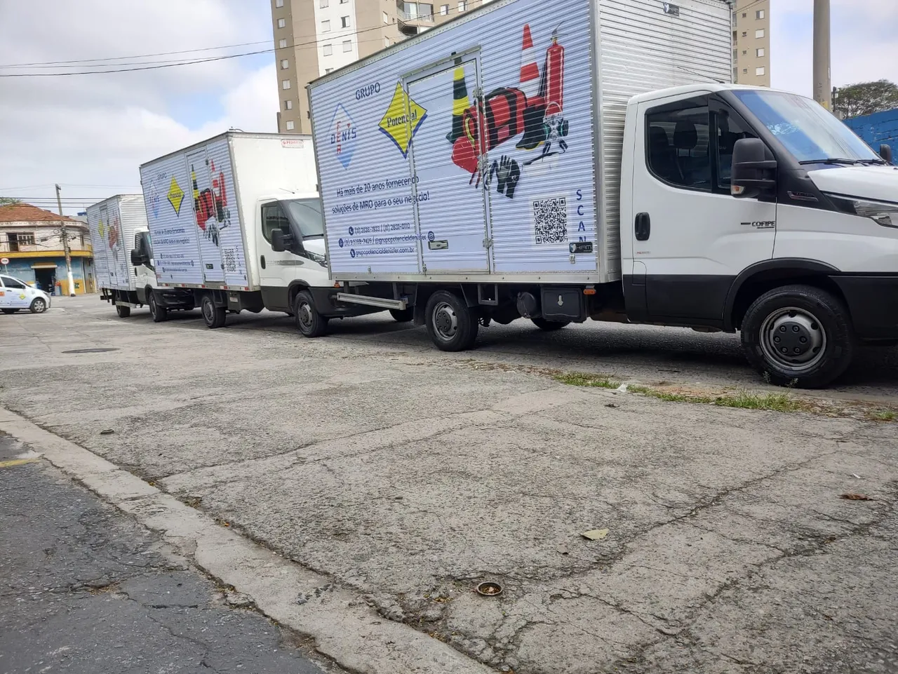 Envelopamento Corrugado Caminhão Potencial SP Vila Padronização Frotas Empresas Adesivação Maria Veículos Adesivo Denisfer