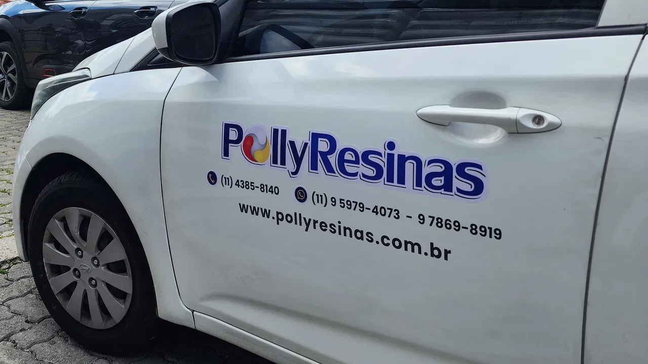 Envelopamento Azul Hb Adesivo Veículos Sedan Parcial Frotas Carros Adesivação Hatch Passeio Empresas