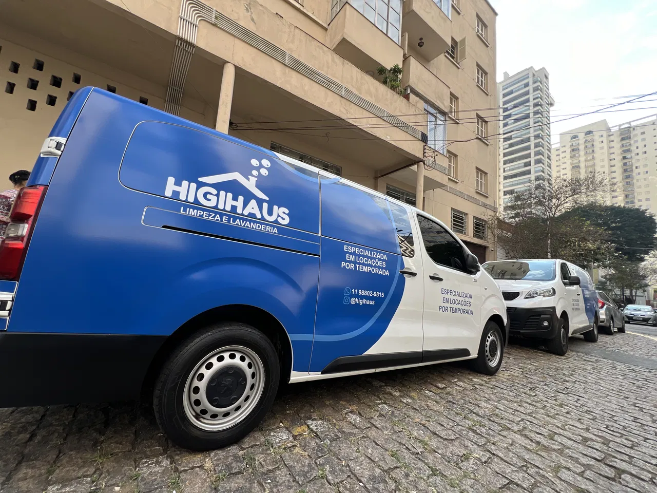 Rivestimento adesivo, Applicazione di adesivi, Adesivi per veicoli, Flotte, Furgoni, Aziende, Lavanderia Higihaus Expert, Furgone blu, Vila Mariana, San Paolo