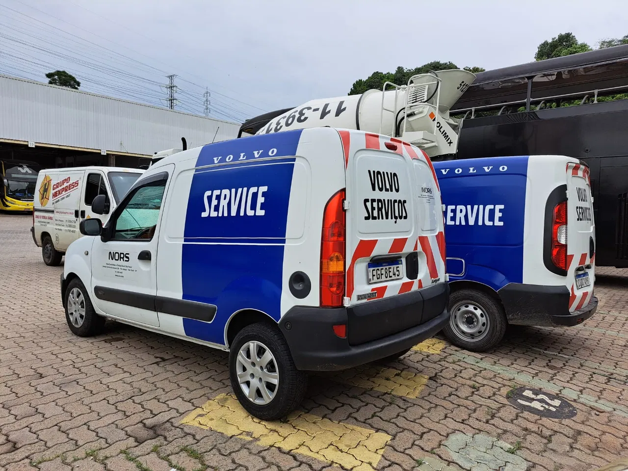 Rivestimento SP Adesivi Auto Installazione Servizio Riflettente Nors Veicoli commerciali Rosso Volvo Rimozione Flotte Adesivo Striscia blu