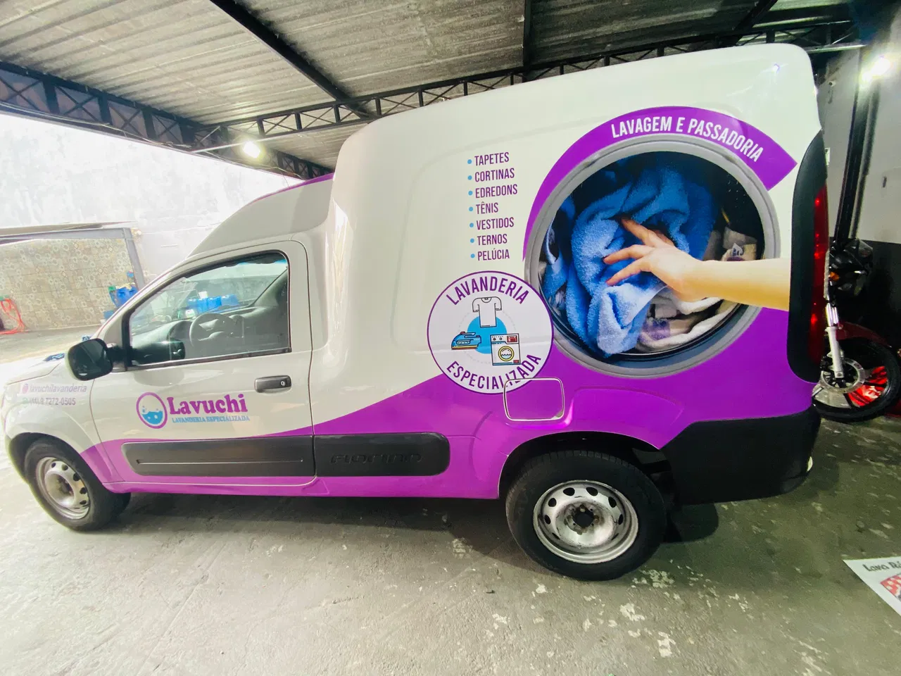 Envelopamento Magenta Lavanderia Utilitários Carros SP Rosa Butanta Roxo Lilás Frotas Adesivo Fiorino