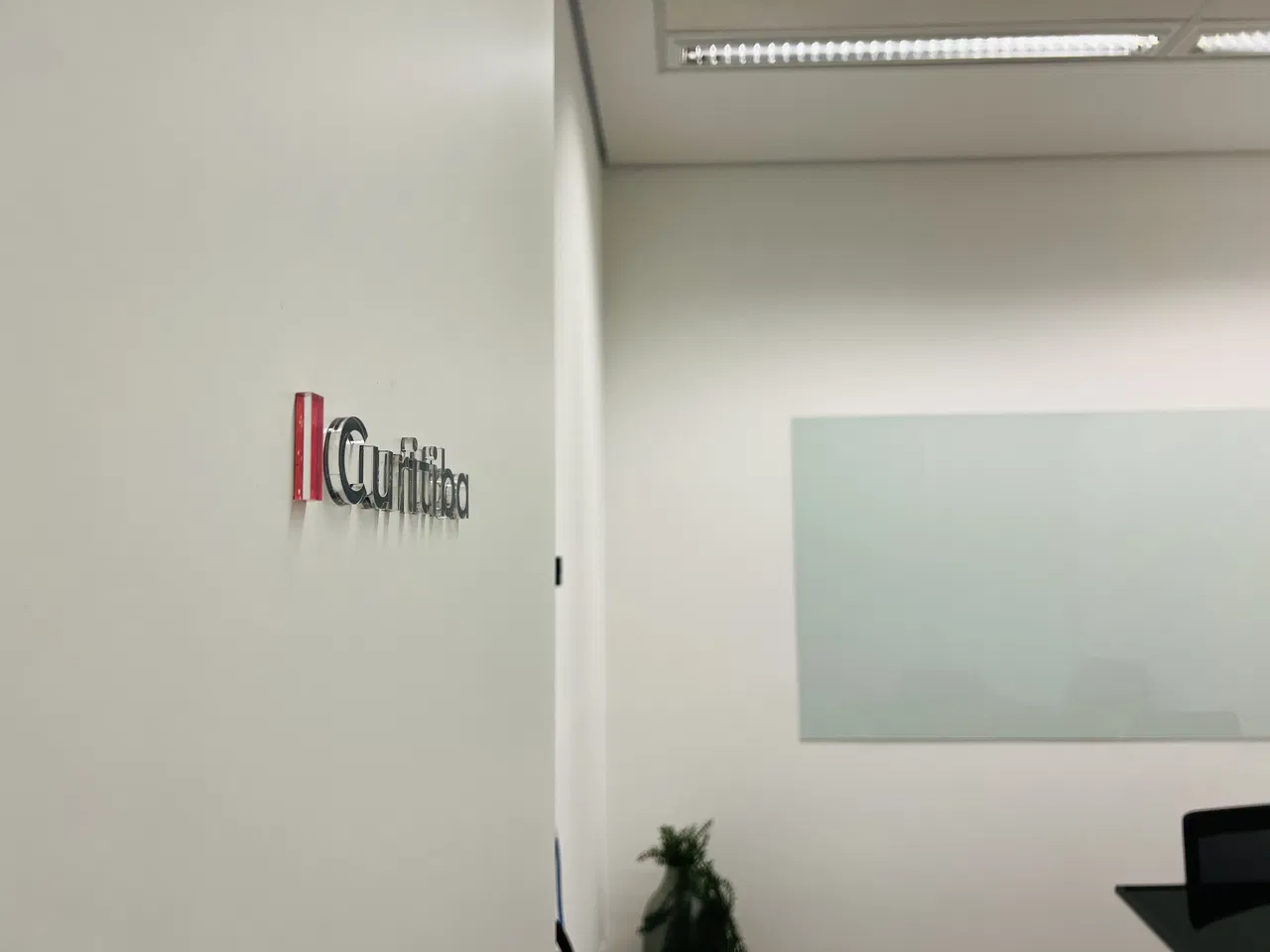 Letras Caixa Acrílico Towers Identificação Estados Escritório Nome Morumbi Zona Sul Porta Curitiba Preto Elfa EZ