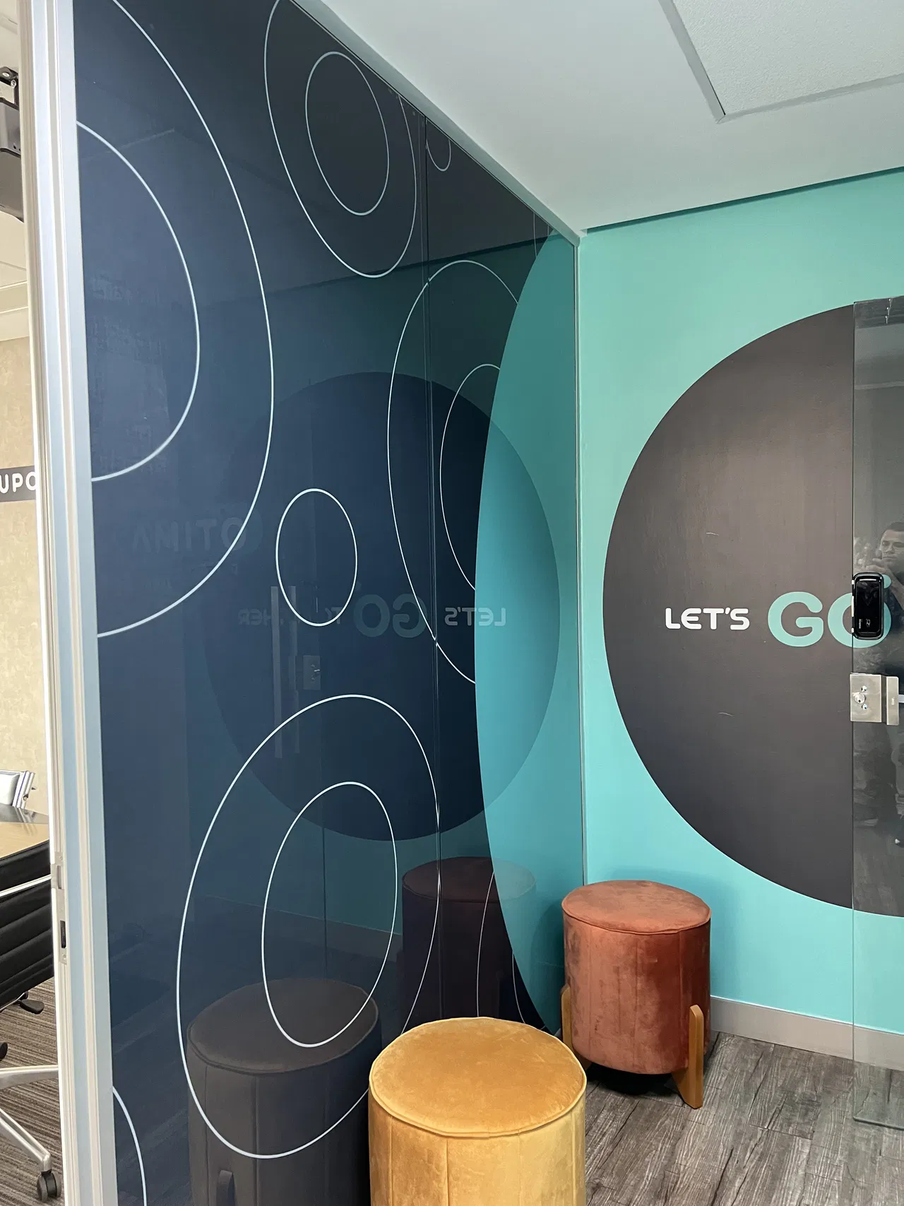 Adesivo per vetro, taglio UV, ufficio, parete, Go Grupo Otima Digital, Bela Vista, Stampa Verde, San Paolo