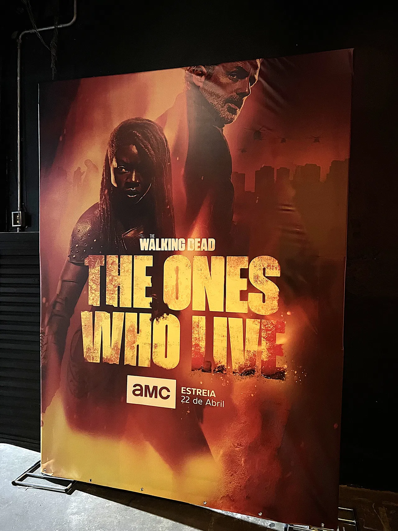 Sfondo per l'evento "The Walking Dead" - Lancio a San Paolo - The Republica Boxtruss Arancione