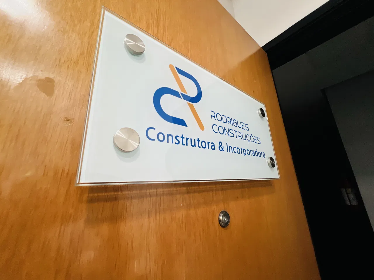Placa Vidro Construção Engenharia Identificaca Portas Logo Azul