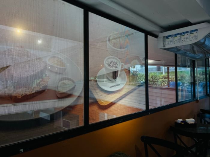 Adesivo para Janela em São Paulo Exemplo 2 | Cipriani Comunicação Visual