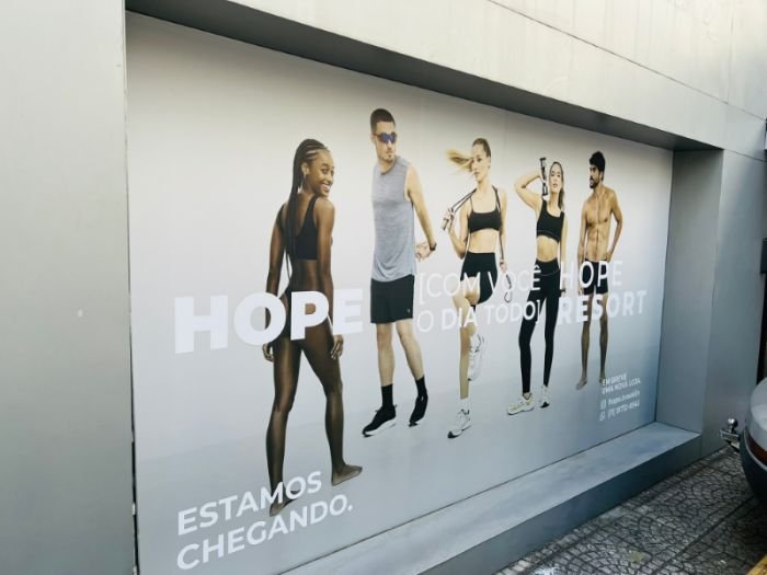 Adesivo para Tapume em São Paulo Slide 1 | Cipriani Comunicação Visual