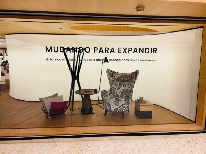 Pode lavar com água e sabão (sem abrasivos). | São Paulo | Cipriani Comunicação Visual
