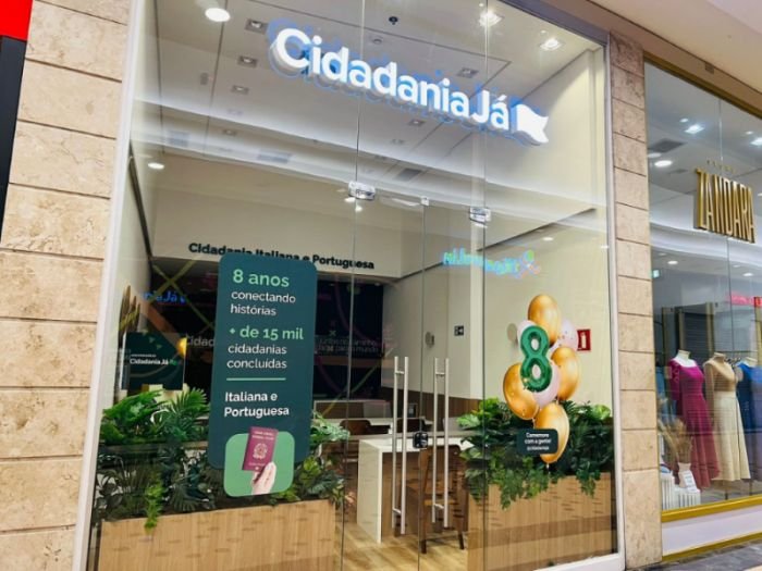 Cola por dentro ou por fora? | Cipriani Comunicação Visual
