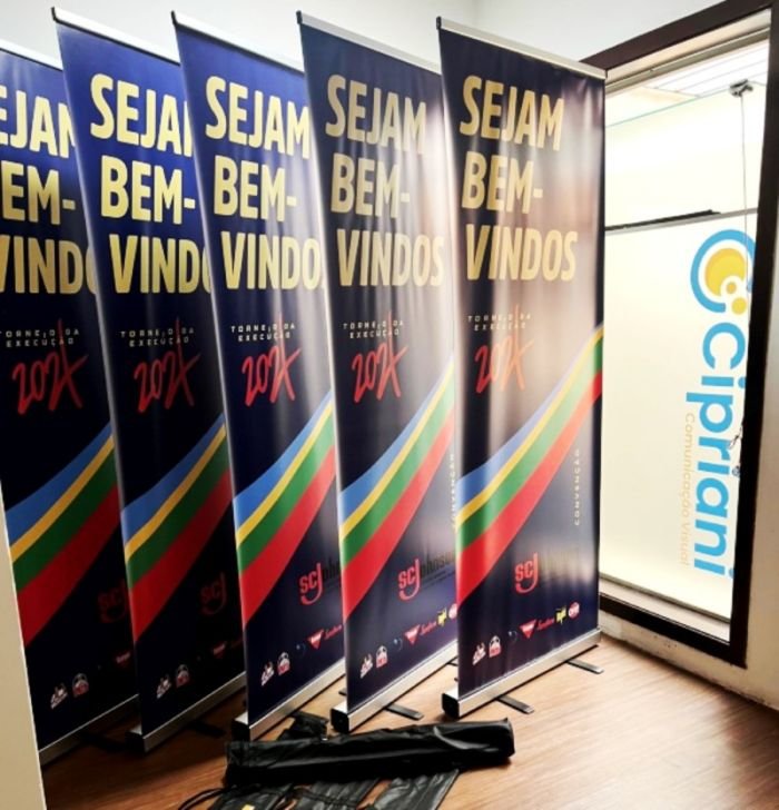 Backdrop Portátil RollUp em São Paulo Slide 2 | Cipriani Comunicação Visual