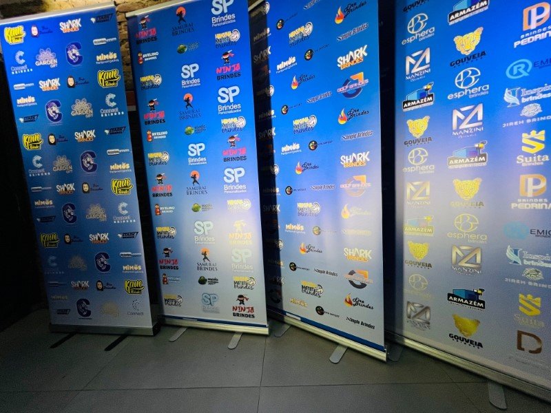 Backdrop Portátil RollUp em São Paulo Exemplo 3 | Cipriani Comunicação Visual